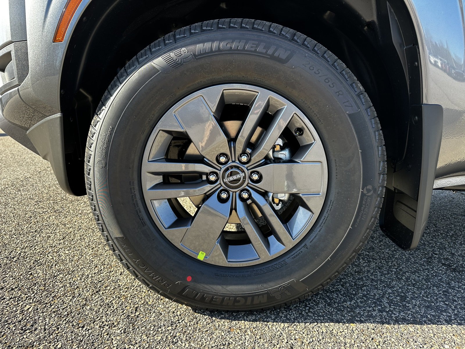 New 2026 Nissan Frontier SV w/ SV Convenience Package image 11