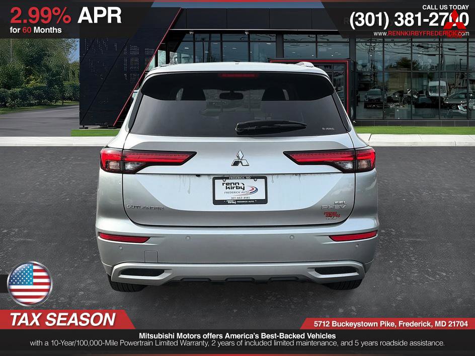 Used 2023 Mitsubishi Outlander SEL image 6
