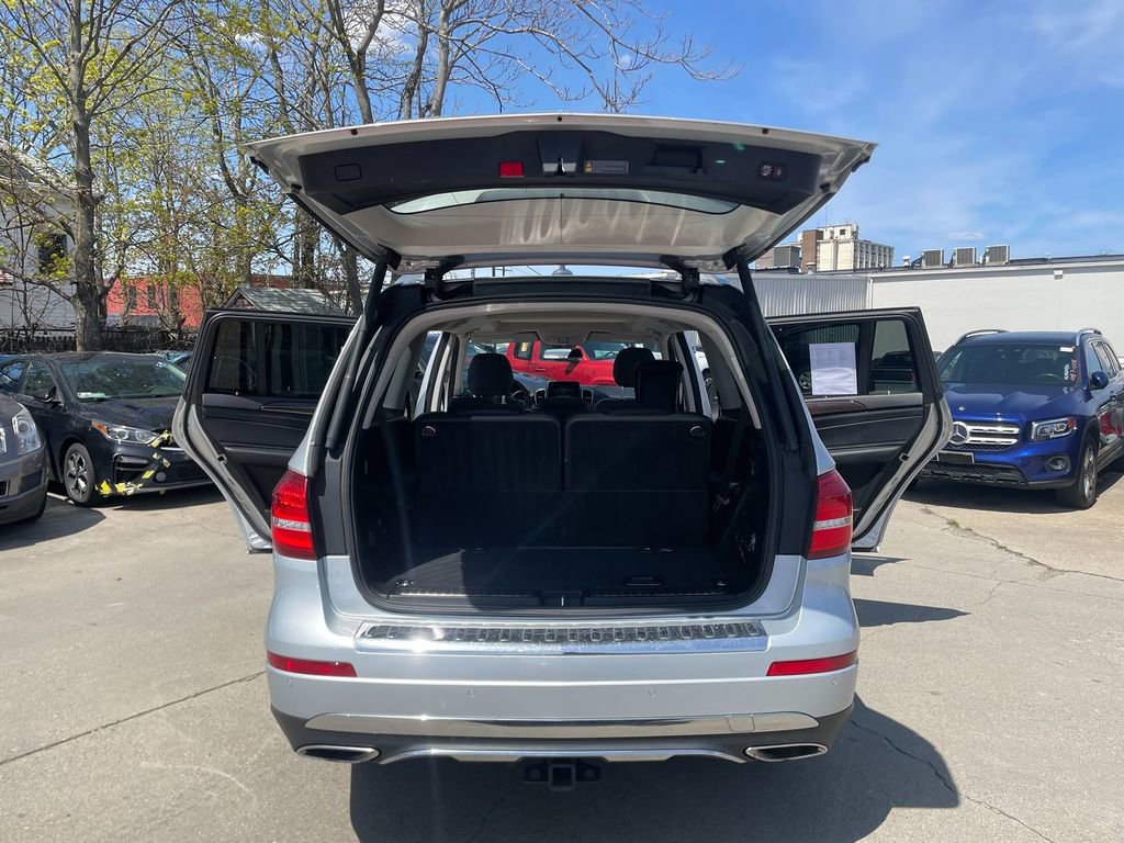 Used 2017 Mercedes-Benz GLS 450 4MATIC image 25