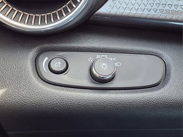 New 2026 Chevrolet Trax ACTIV w/ Driver Confidence Package image 17