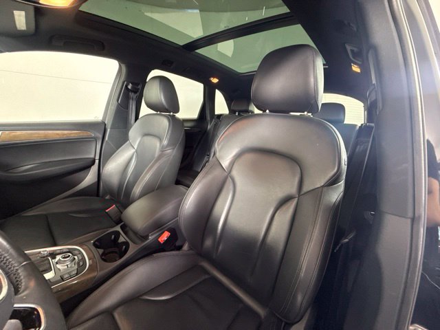 Used 2016 Audi Q5 2.0T Premium Plus w/ Technology Package AWD/4WD image 18