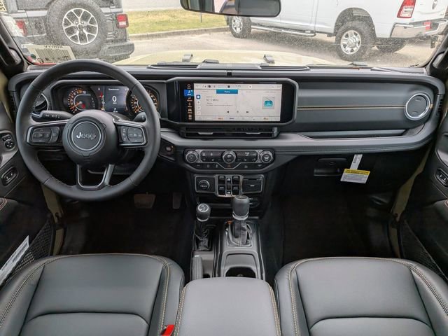 New 2026 Jeep Gladiator Sport AWD/4WD image 13