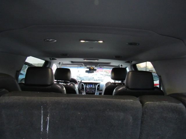 Used 2019 Cadillac Escalade ESV Luxury image 36