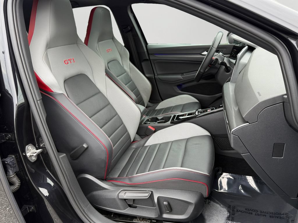 Used 2023 Volkswagen GTI Autobahn FWD image 10
