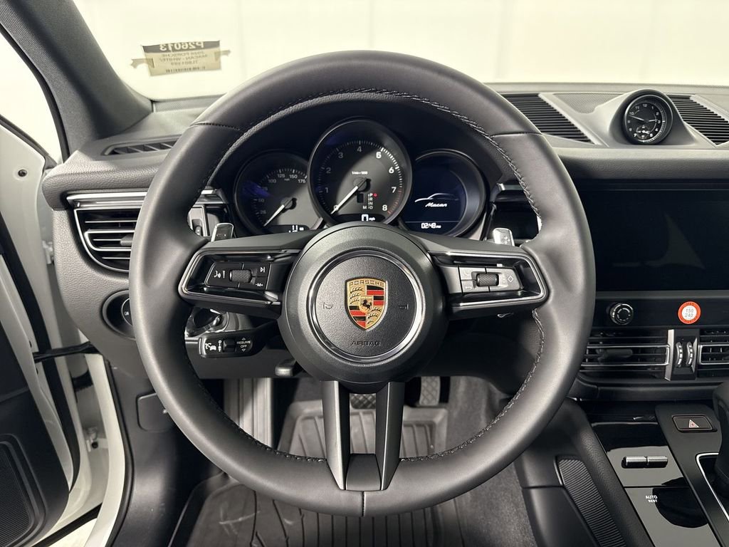 New 2026 Porsche Macan AWD/4WD image 36