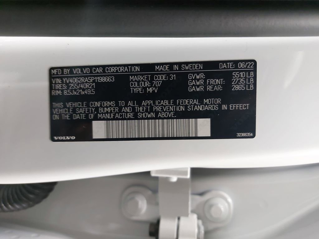 Used 2023 Volvo XC60 B6 Ultimate image 38