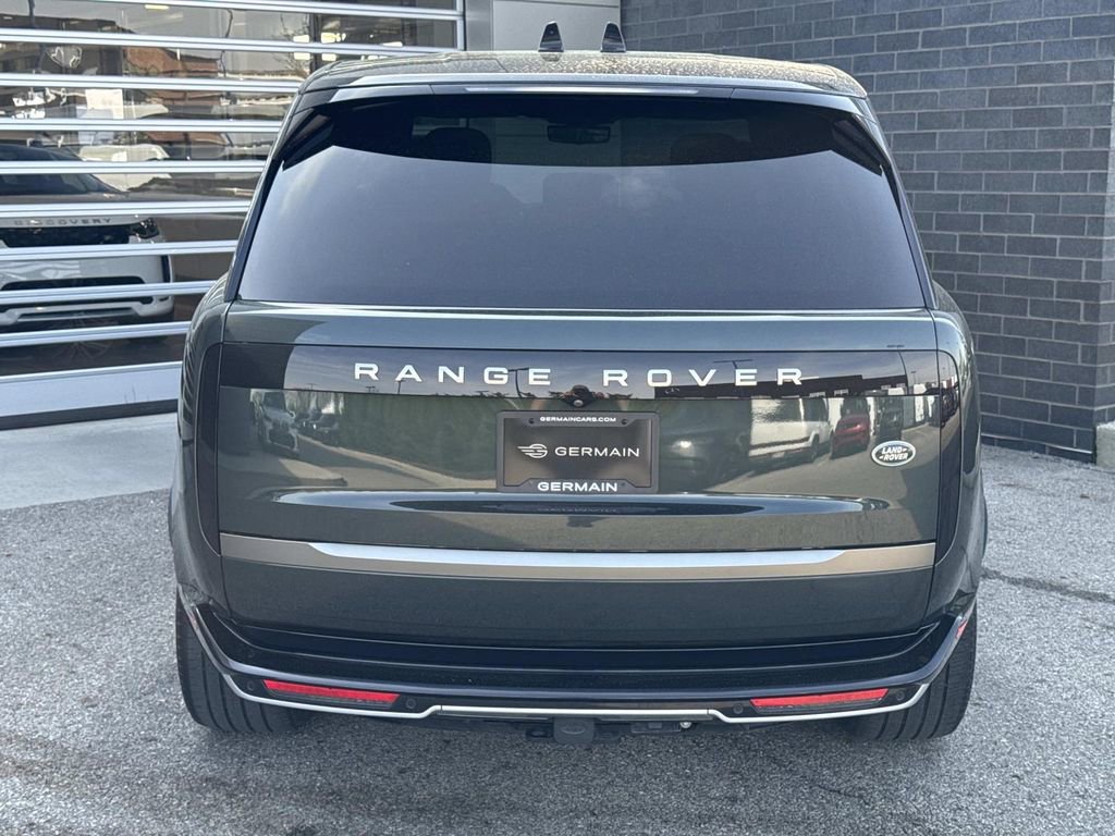 Certified 2023 Land Rover Range Rover Long Wheelbase SE AWD/4WD image 5