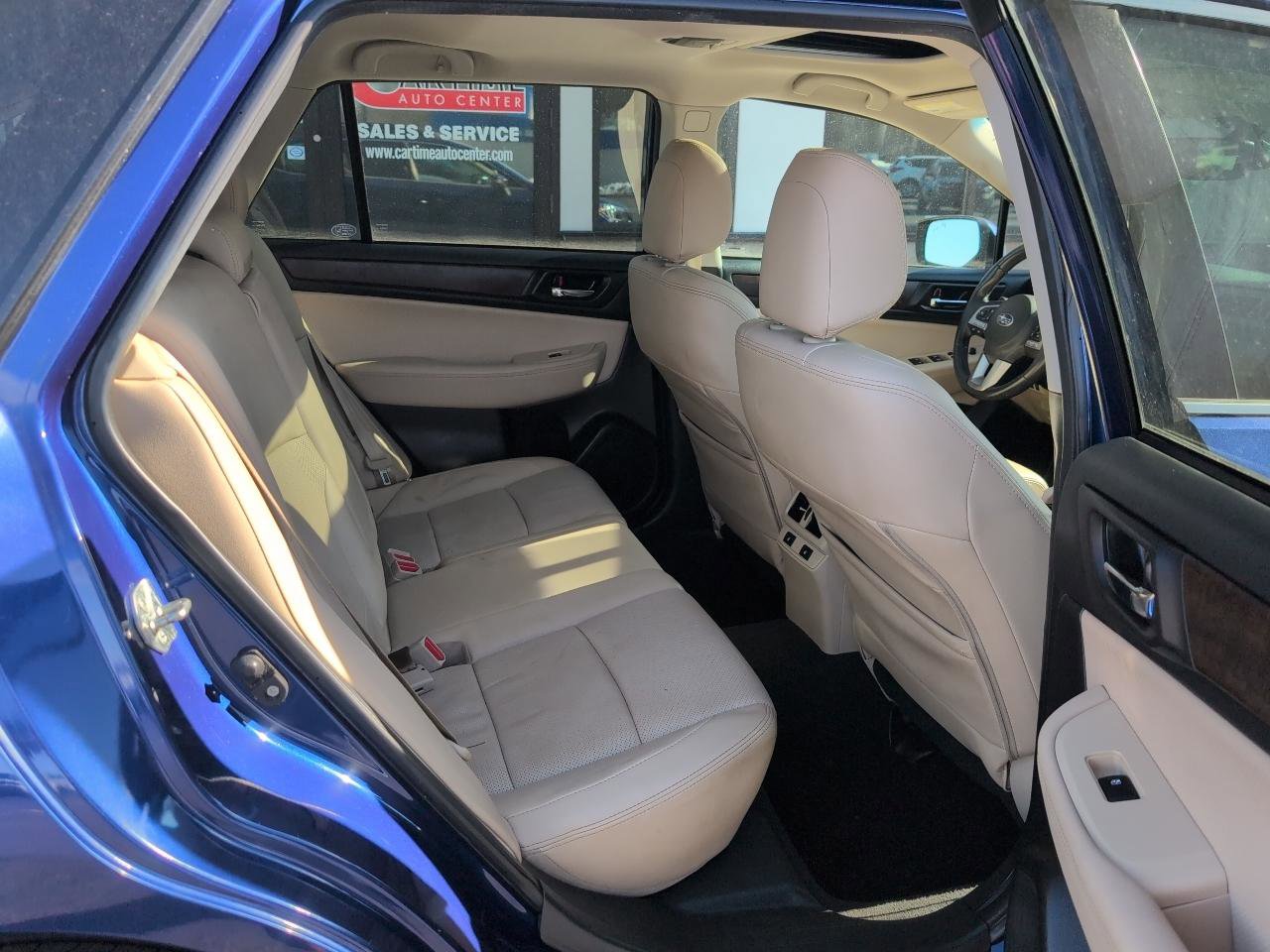 Used 2017 Subaru Outback 2.5i Limited image 12