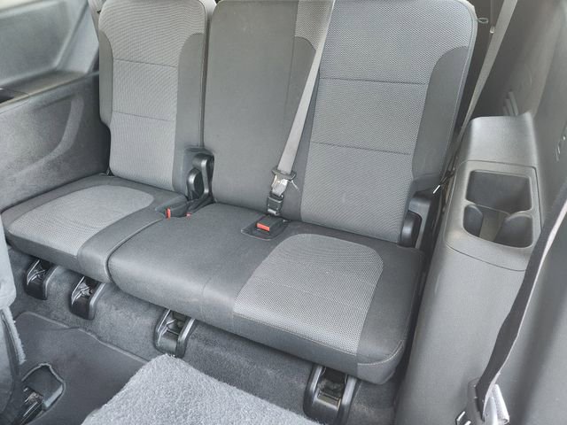 Used 2018 Chevrolet Traverse LT image 24