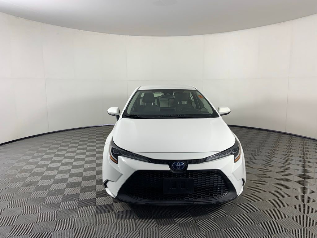 Used 2021 Toyota Corolla LE image 4