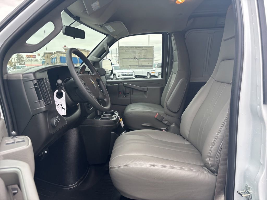 New 2025 Chevrolet Express 2500 w/ Driver Convenience Package image 13
