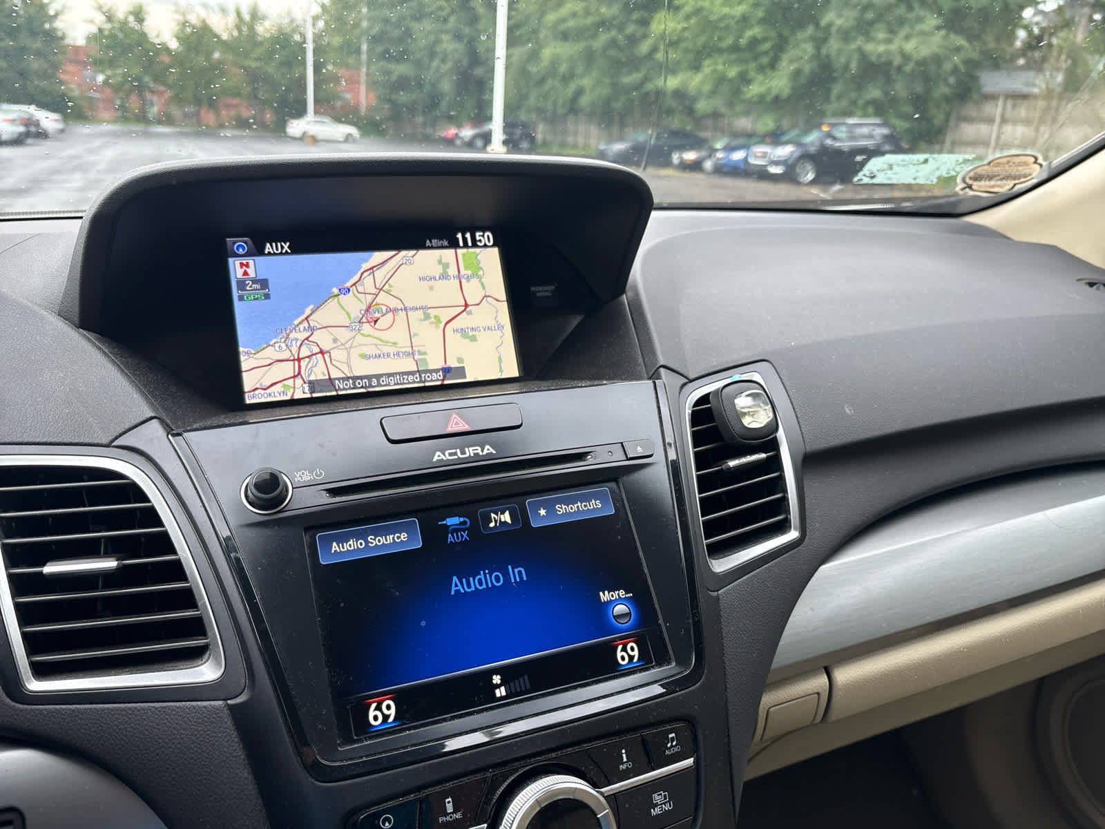 Used 2016 Acura RDX w/ Tech & AcuraWatch Plus Pack FWD image 12