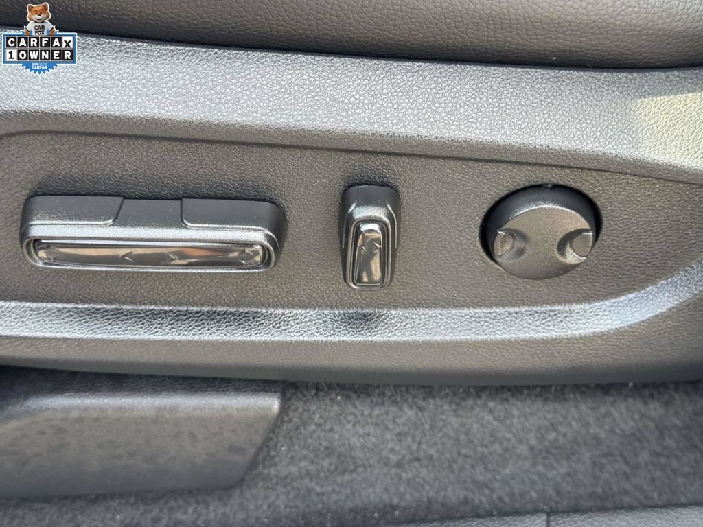 Used 2023 Honda Pilot Touring image 18