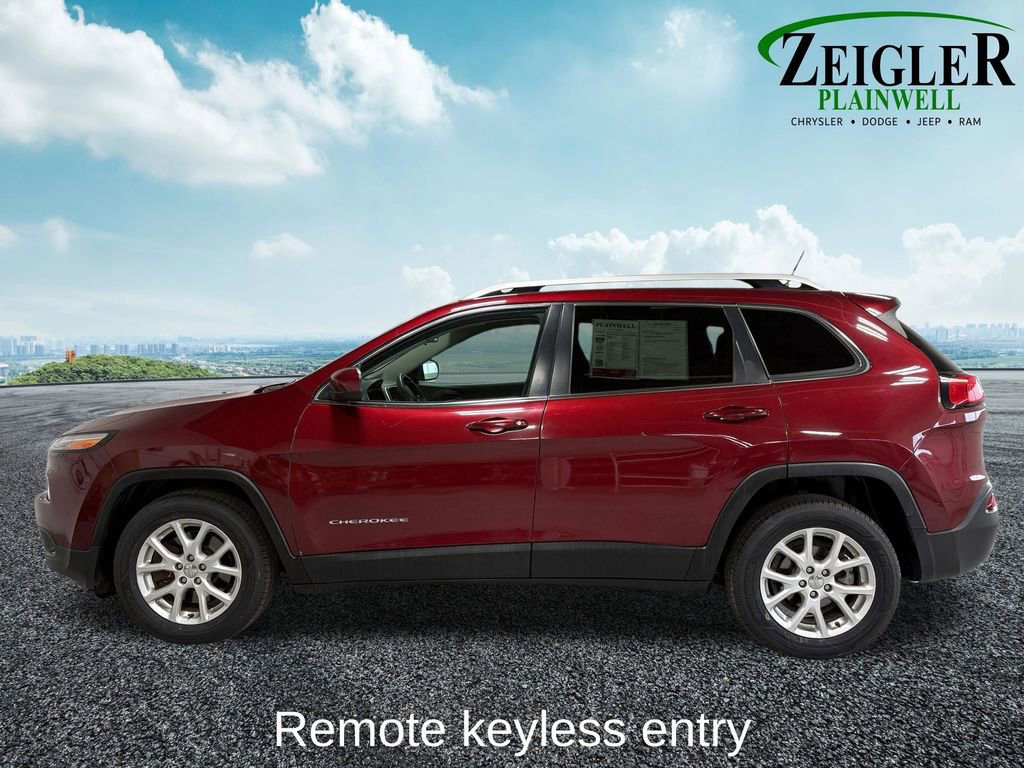 Used 2018 Jeep Cherokee Latitude FWD image 4