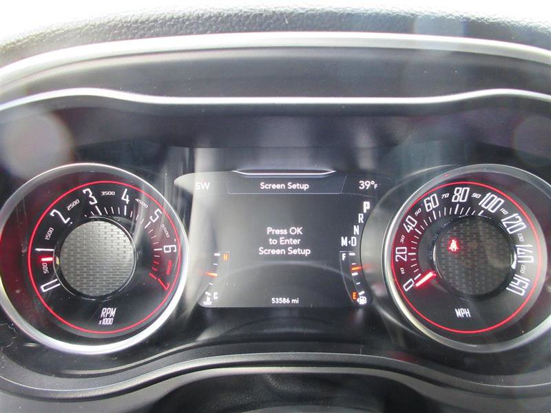 Used 2022 Dodge Challenger SXT image 15