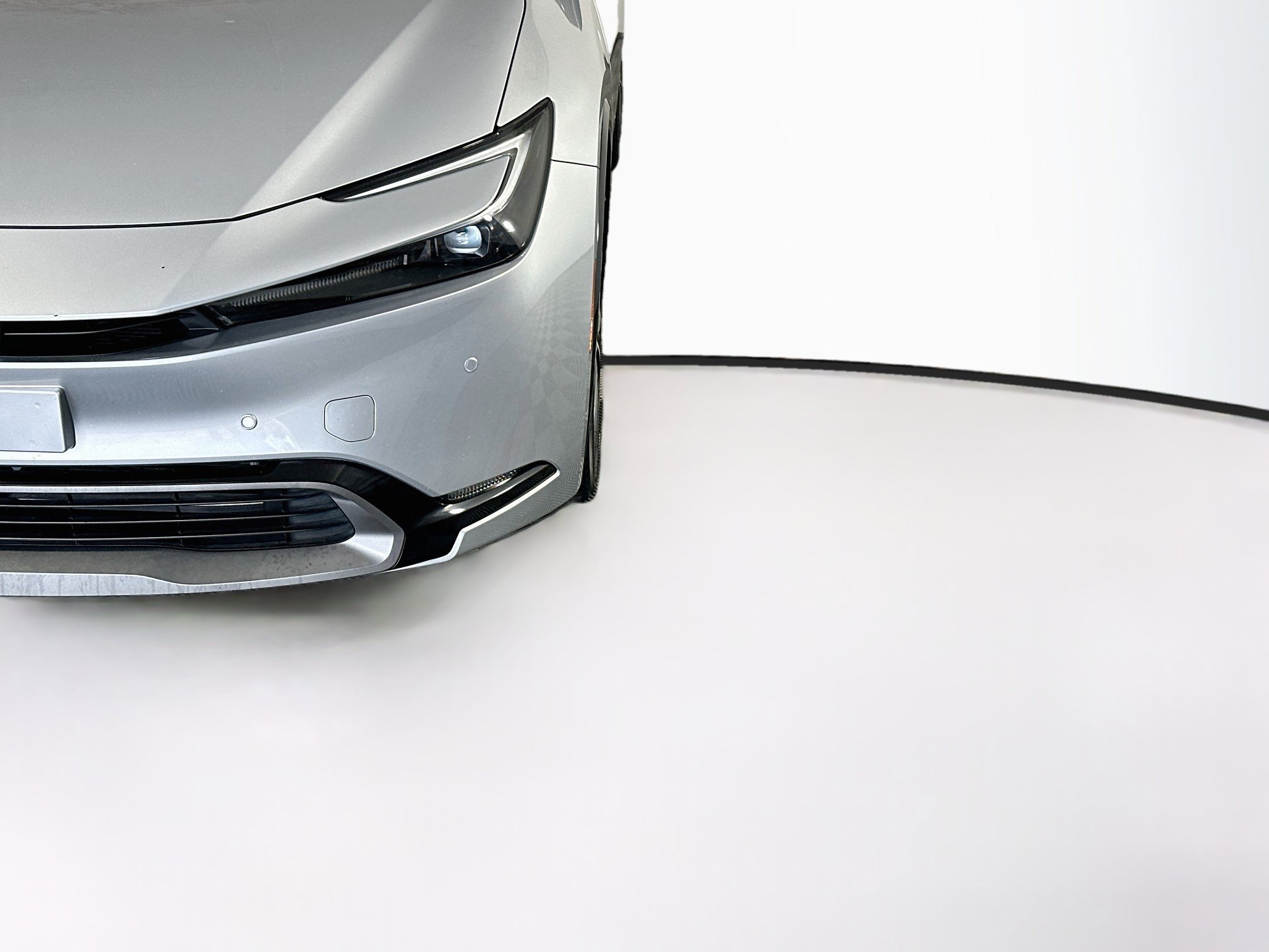 Certified 2023 Toyota Prius XLE FWD image 9