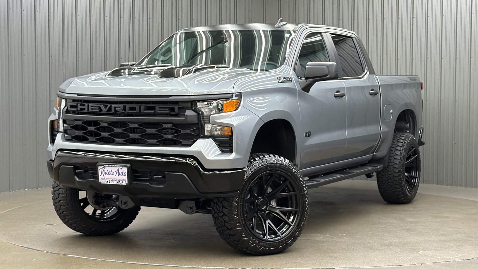 Used 2026 Chevrolet Silverado 1500 Custom Trail Boss w/ Dark Appearance Package
