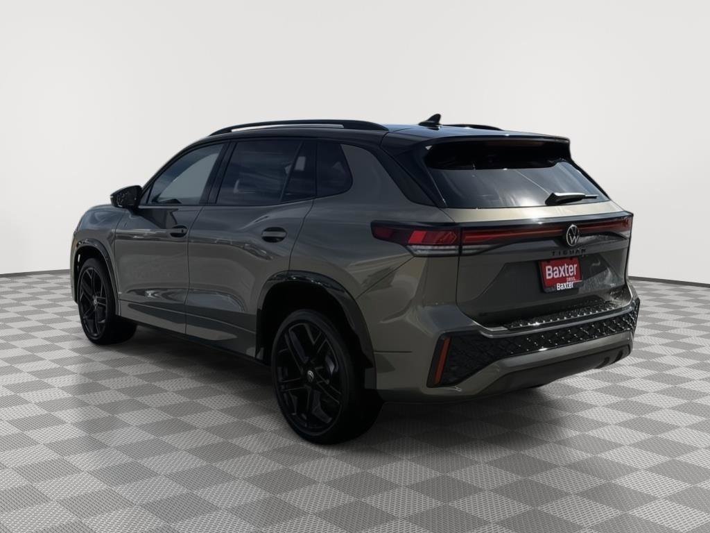 New 2026 Volkswagen Tiguan SE R-Line image 5