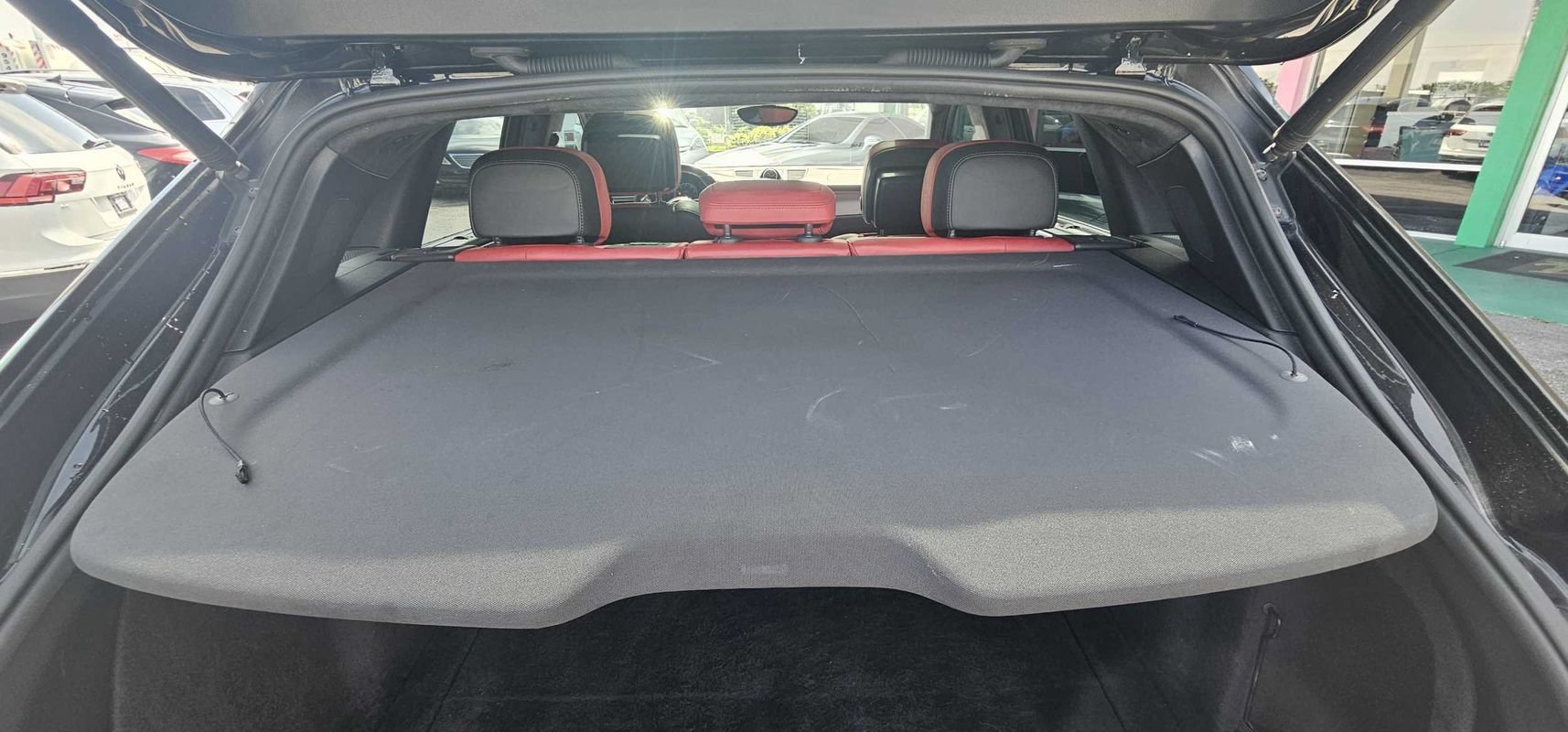 Used 2015 Porsche Macan Turbo AWD/4WD image 23