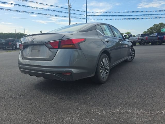 Used 2025 Nissan Altima 2.5 SV FWD image 5