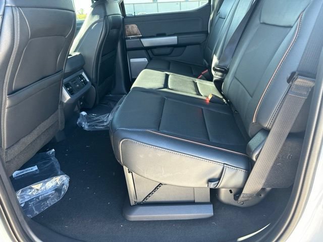 New 2026 Ford F250 Lariat w/ Black Appearance Package AWD/4WD image 18