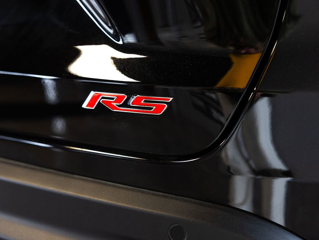 Used 2025 Chevrolet Trax RS w/ Sunroof Package image 9