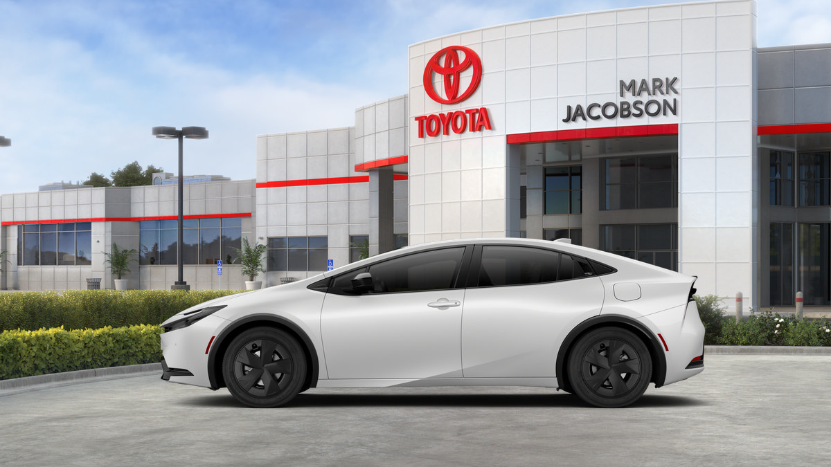 New 2027 Toyota Prius LE FWD image 4
