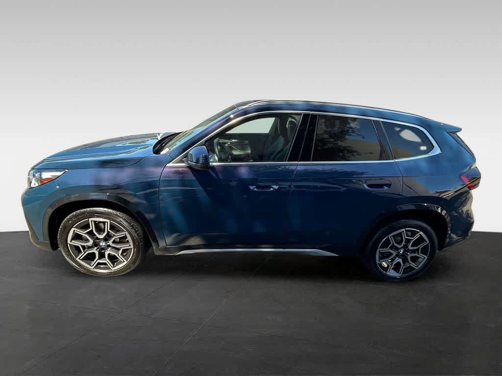 Used 2026 BMW X1 xDrive28i AWD/4WD image 3