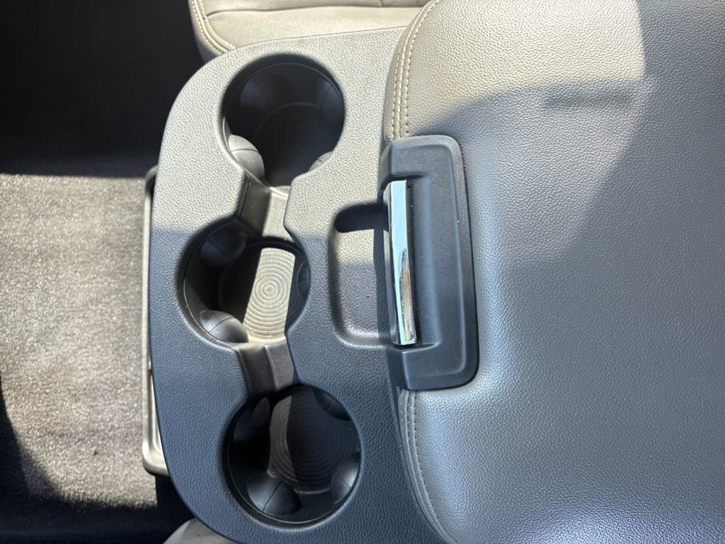 Used 2020 RAM 1500 Classic SLT image 9