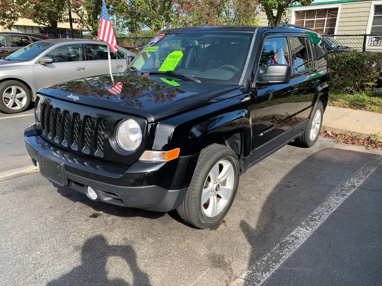 Used 2016 Jeep Patriot Latitude AWD/4WD image 11