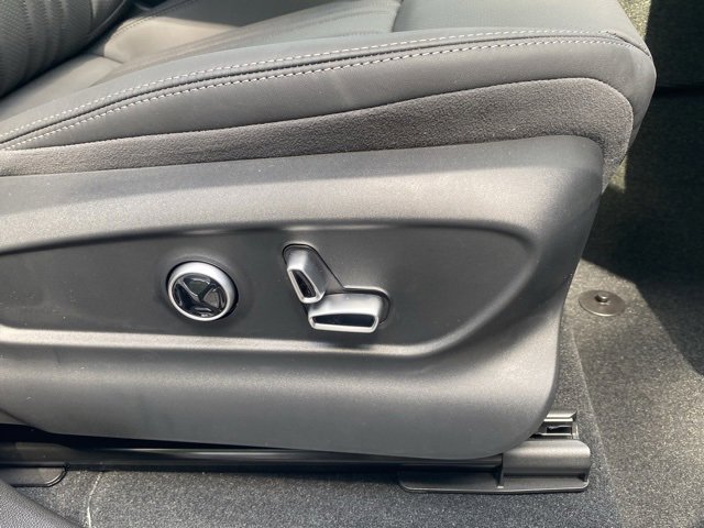 New 2024 Maserati Grecale GT image 38