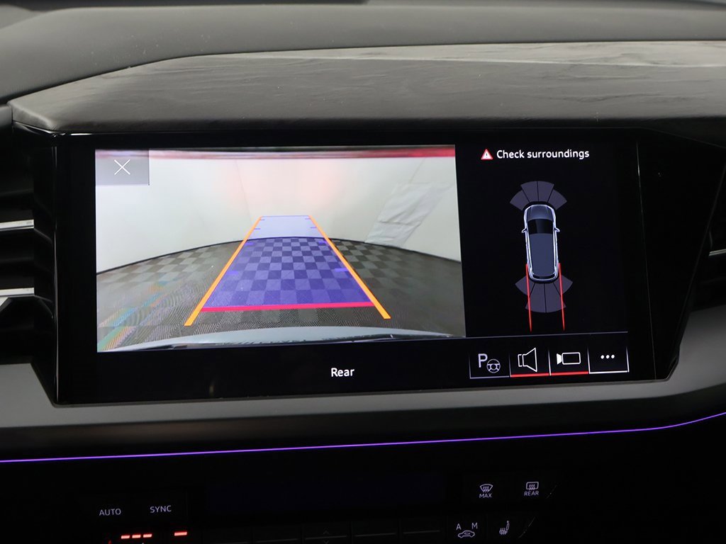 Used 2023 Audi Q4 e-tron Premium Plus w/ Premium Plus image 42