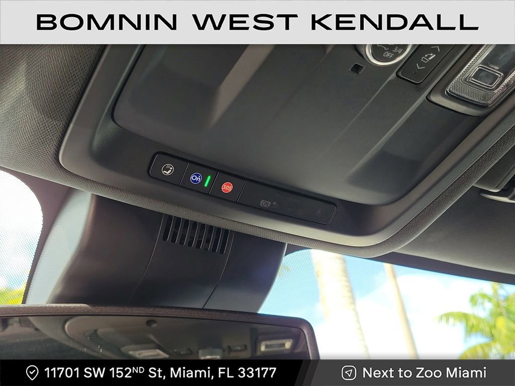 Used 2023 Chevrolet Suburban RST w/ Luxury Package image 24