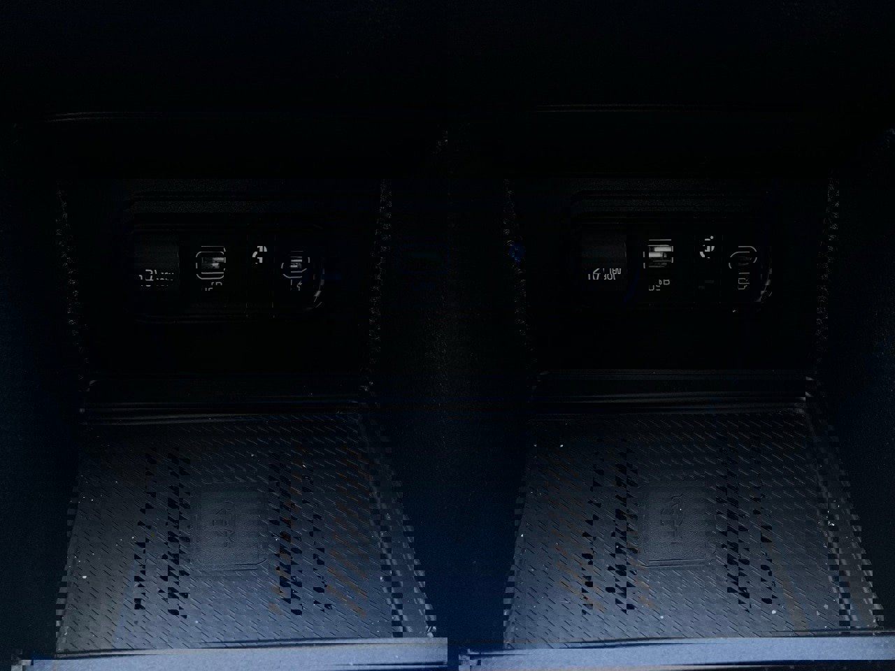 Used 2023 Kia Sportage EX image 27