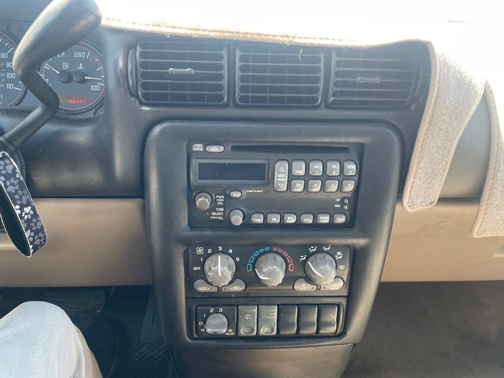 Used 2004 Pontiac Montana Extended w/ Convenience Package #2 FWD image 20