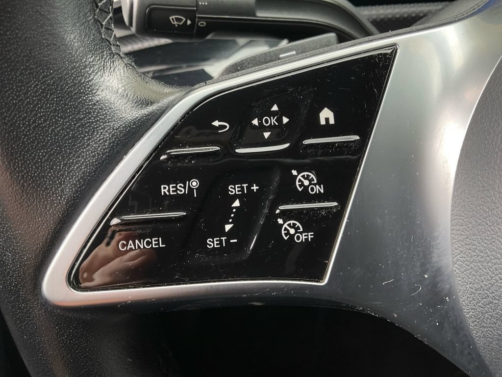 Used 2025 Mercedes-Benz CLA 250 image 33