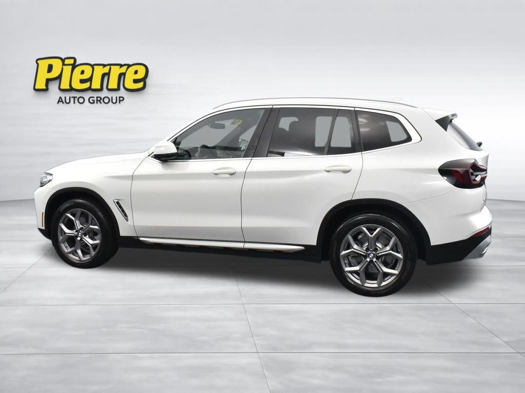 Used 2024 BMW X3 xDrive30i AWD/4WD image 2