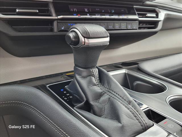 Used 2022 Toyota Sienna Limited AWD/4WD image 12