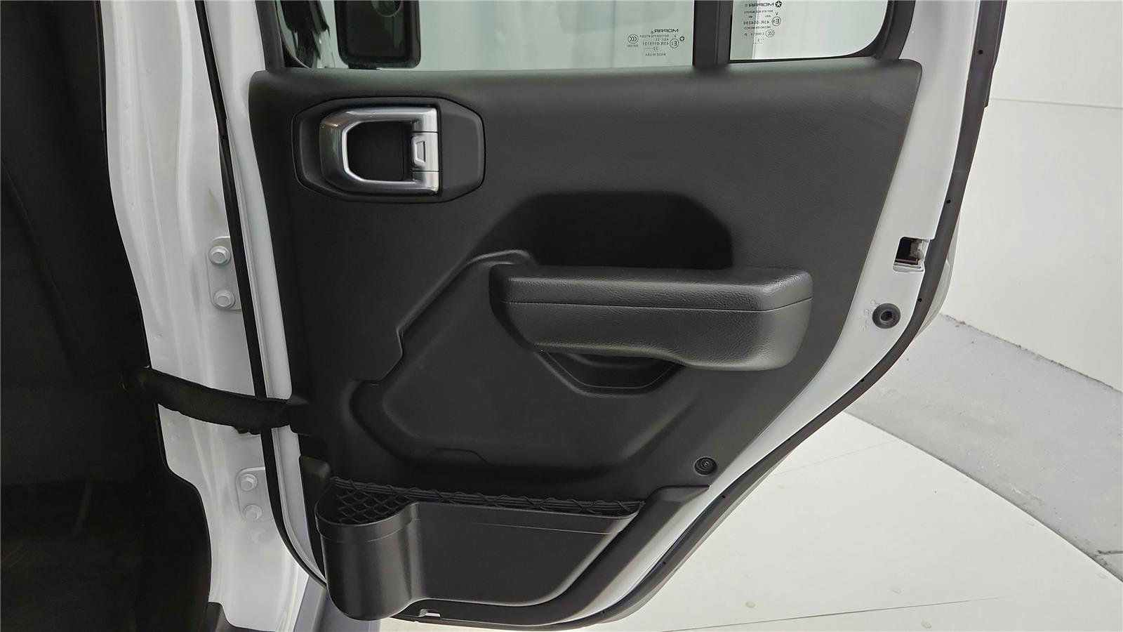 Used 2022 Jeep Wrangler Unlimited Sport image 16