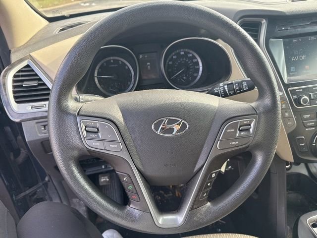 Used 2018 Hyundai Santa Fe SE w/ Cargo Package image 29