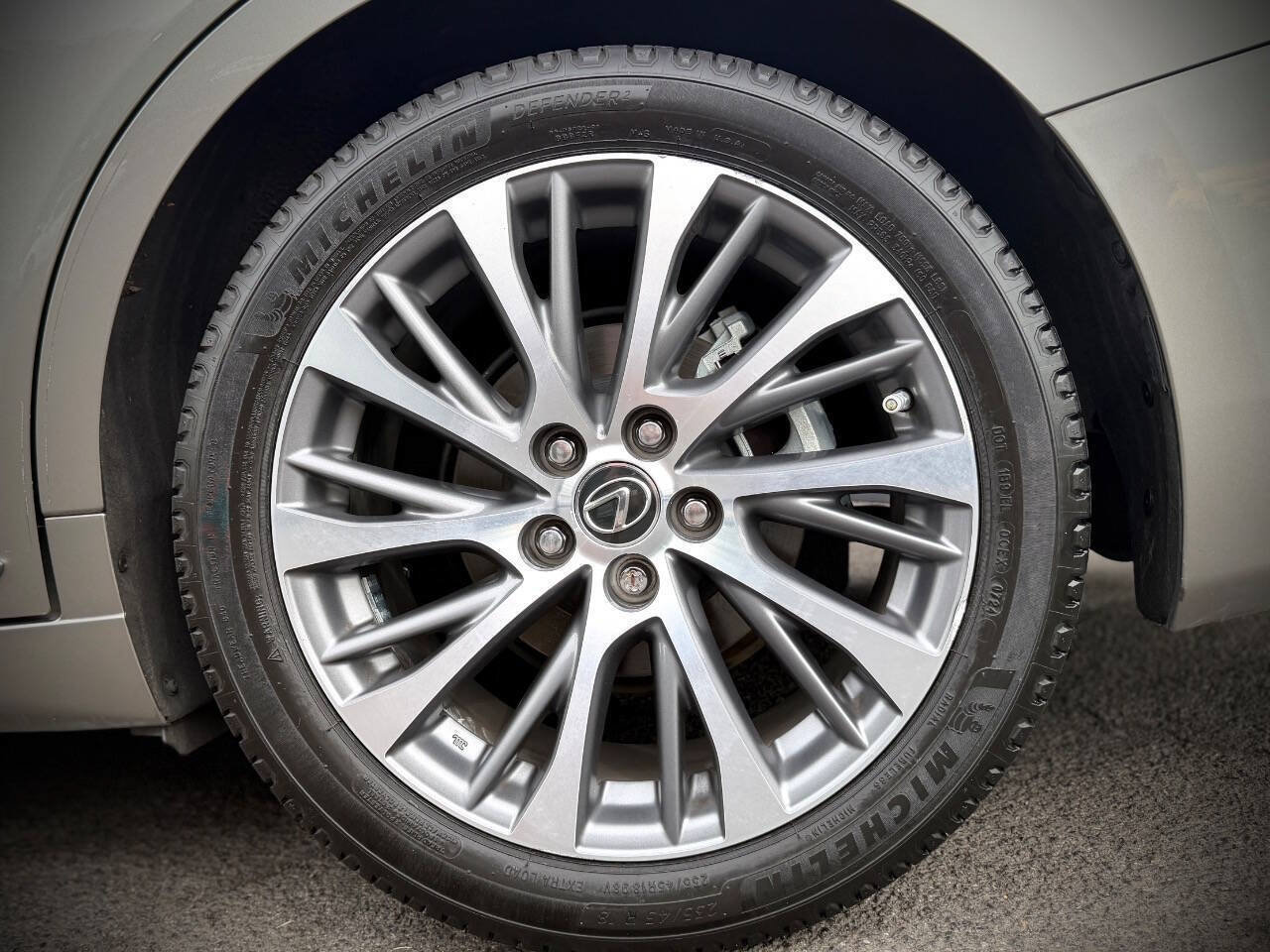 Used 2021 Lexus ES 300h w/ Premium Package FWD image 18