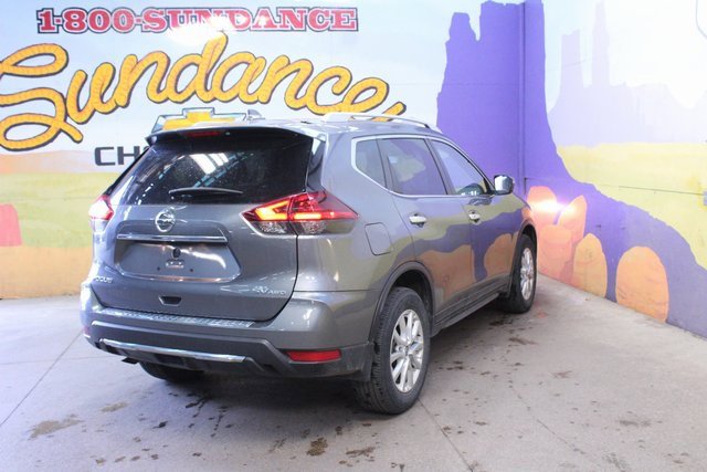 Used 2020 Nissan Rogue SV image 8