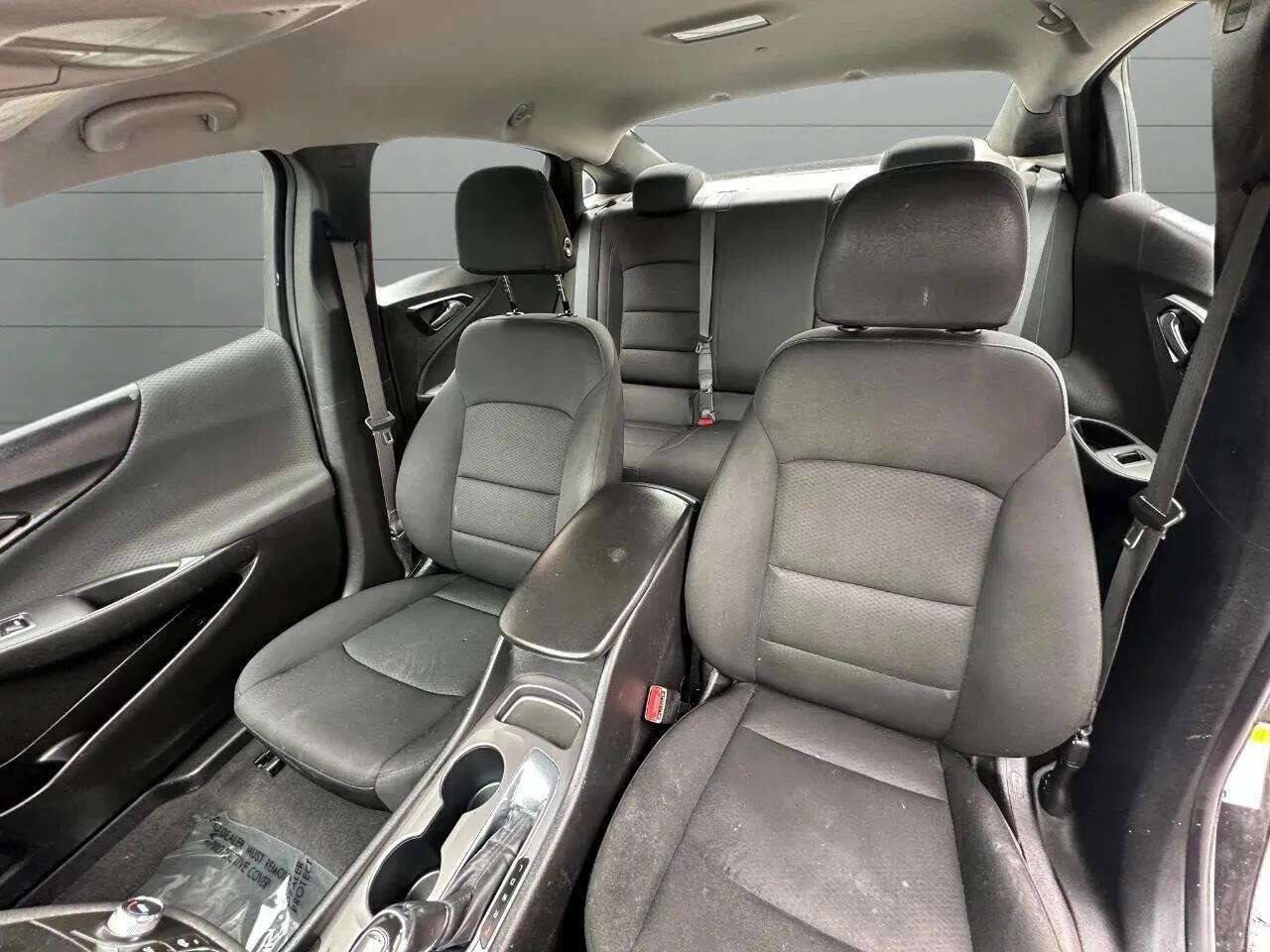 Used 2019 Chevrolet Malibu RS image 34