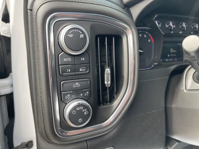 Used 2019 GMC Sierra 1500 SLE w/ SLE Value Package image 4