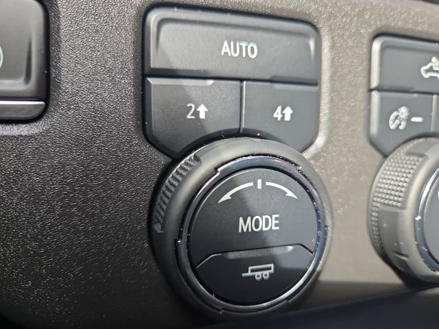 Used 2022 Chevrolet Silverado 1500 LT image 23