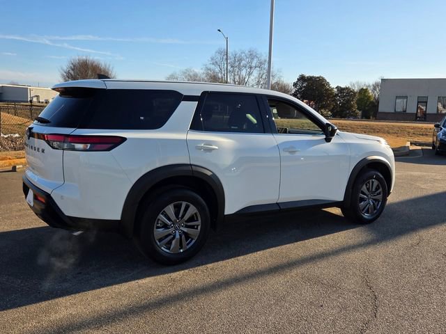 New 2026 Nissan Pathfinder S image 13