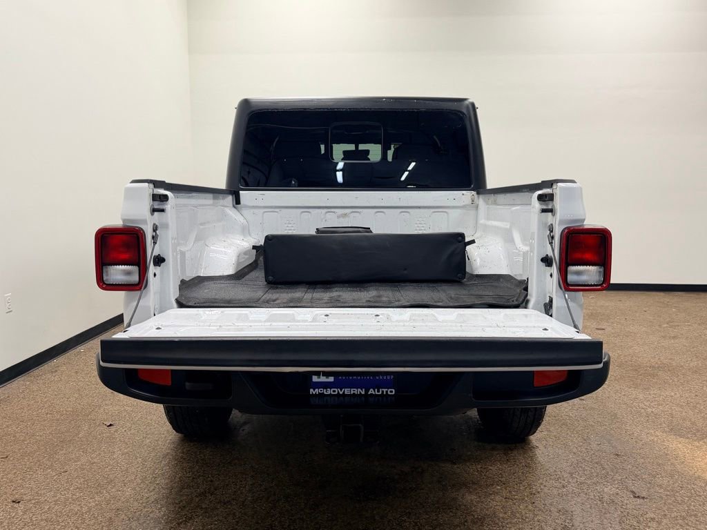 Used 2022 Jeep Gladiator Sport AWD/4WD image 5