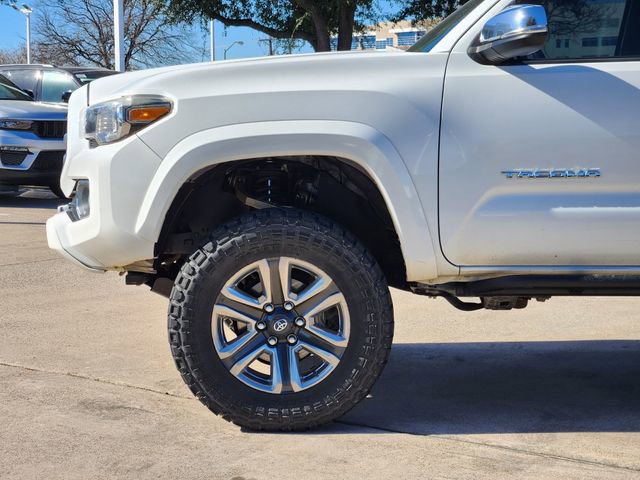 Used 2018 Toyota Tacoma Limited AWD/4WD image 9