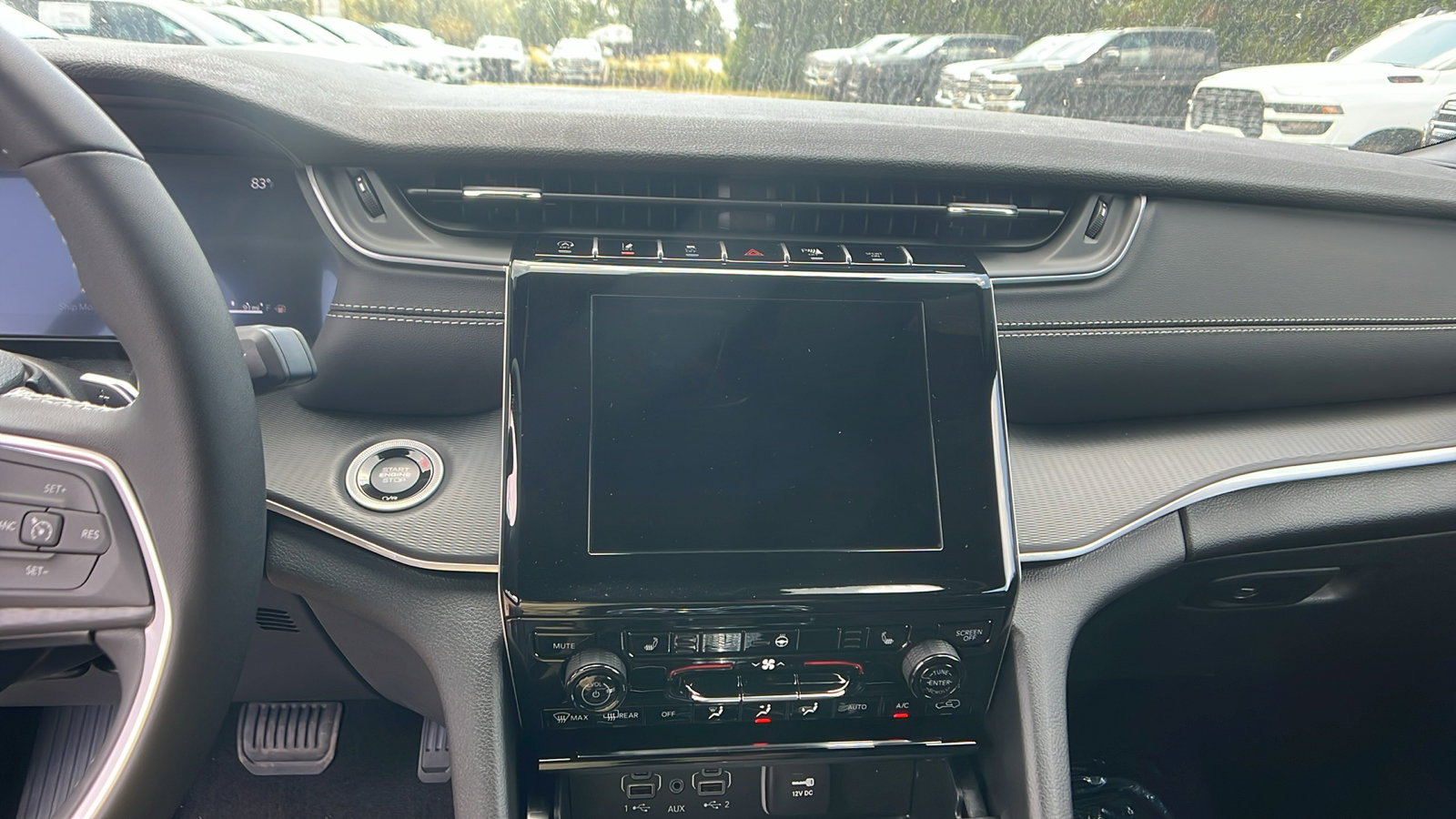 New 2025 Jeep Grand Cherokee L Altitude image 29