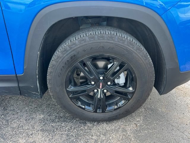 Used 2024 GMC Terrain AT4 w/ Infotainment Package II AWD/4WD image 11